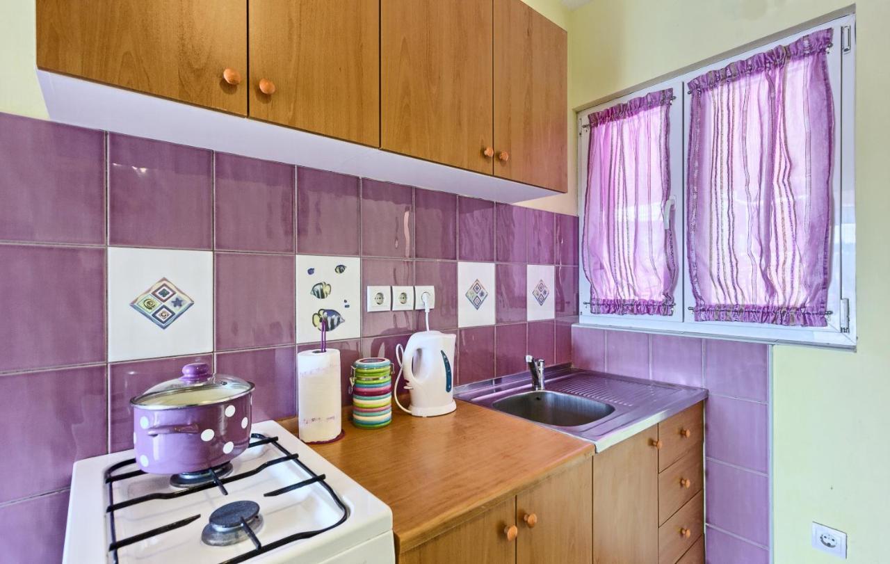 Apartment By The Sea Basina, Hvar - 5699 Vrbanj