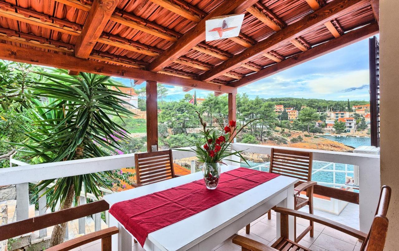 By The Sea Basina, Hvar - 5699 Apartment Vrbanj